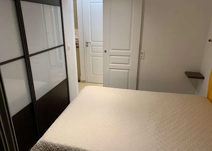 2 Pieces Avec Terrasse A Port Camargue - Fr-1-731-146 Apartman